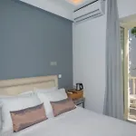 Fresh Boutique Hotel 3*